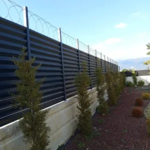 Jiletli Tel Uygulamalı Panjur Çit